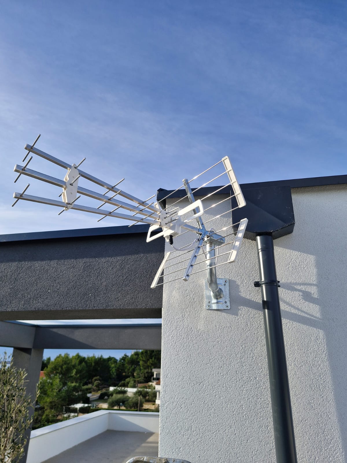 Antenska instalacija na obiteljskoj kući